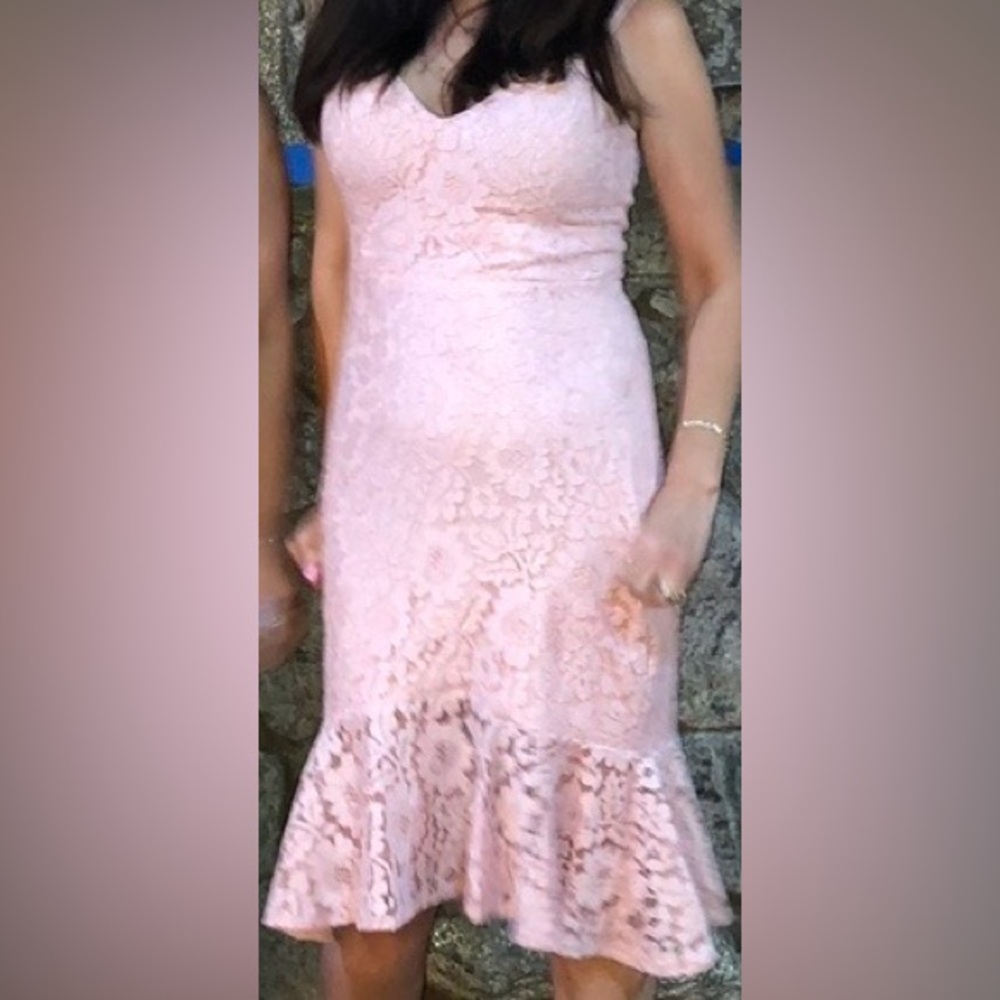 Elegant Pink Lace Dress